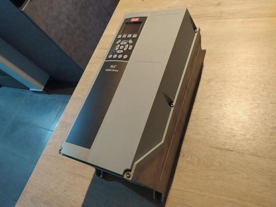 DANFOSS VLT AQUA DRIVE FC-202P1K5T4Z55H1 XGXXOXSXXXXABXBXCXXXXDX 1.5KW